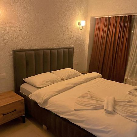 Kadikoey Bull Hotel Istanbul Eksteriør billede